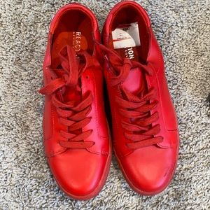 KENNETH COLE RED SNEAKERS 6.5